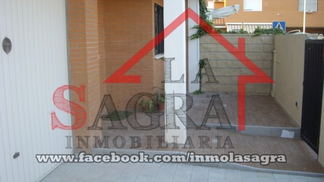 Chalet 4 dormitorios, Esquivias