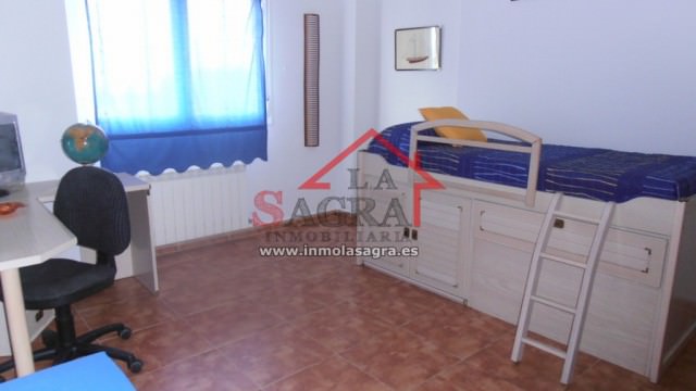 Chalet 4 dormitorios, Esquivias