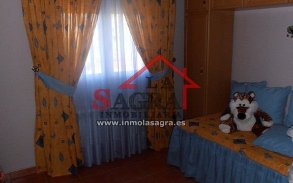 Chalet 4 dormitorios, Borox