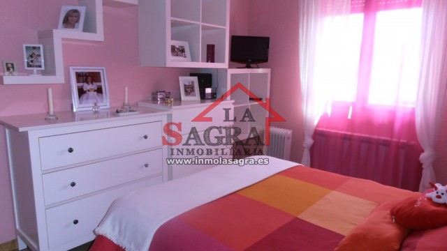 Chalet 5 dorm, Serranillos